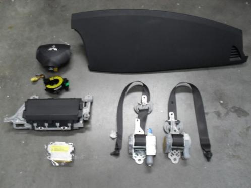 Complete airbag set Mitsubishi Lancer 2008-2015