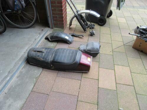 complete buddyseat HONDA CB750 F2 1977-1979 slechts 25 Euro