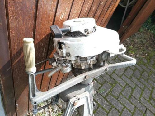 Complete houten zeilboot met trailer