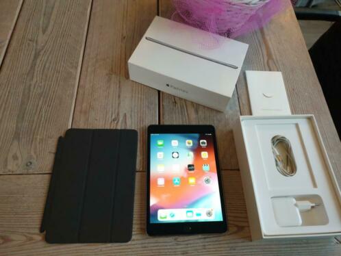 Complete IPad Mini 3 met een Retina display 16 GB en WI-FI.