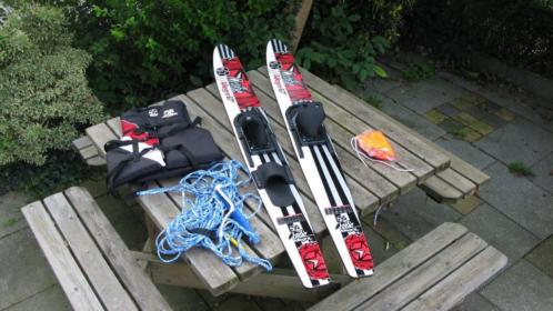 complete jobe waterski set