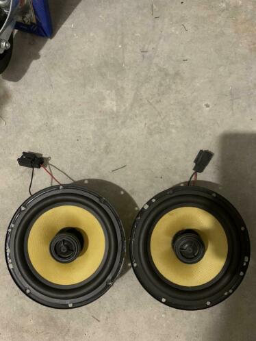 Complete set speakersomvormersubwoofer 6kanaals versterke
