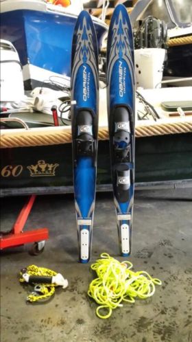 Complete waterski set met Ski touw en aansluiting.