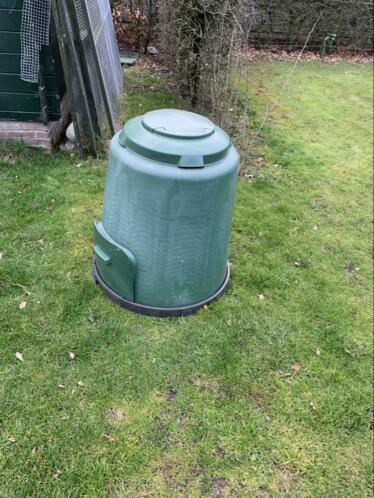 Compost container