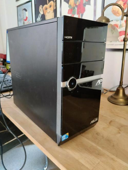 Computer kast (Intel i3, HDD640GB)