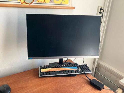 Computerscherm en toetsenbord