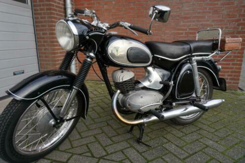 Concoursstaat dkw rt 175 sport originele ned. motor 1956