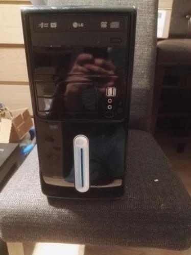 (Core2 Duo2,67ghz)(4gb ddr2Ram )(512mb HD5450 silent)