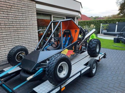 Crossbuggy met autocross transporter