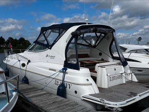 Cruisers Yacht  3075 rogue  motorboot Diesel