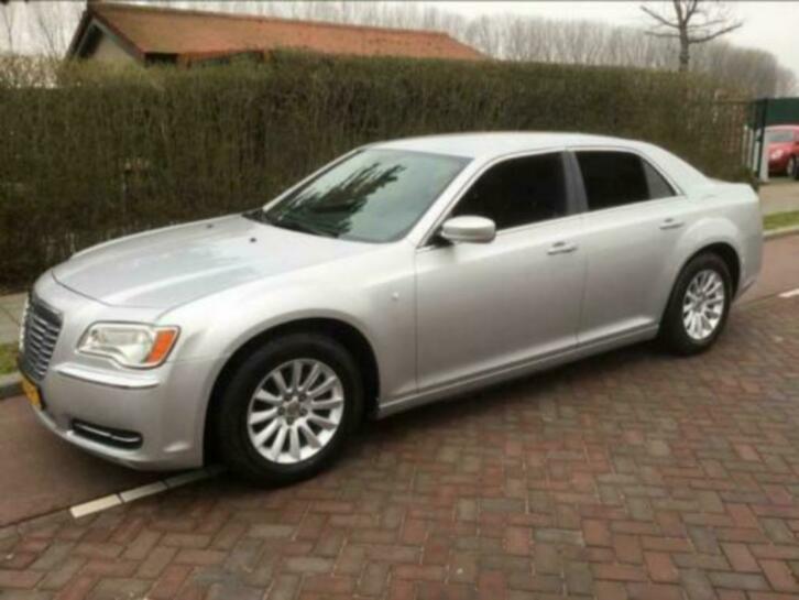 Crysler 300C 3.6L V6 Automaat (bij 2011 ) 13950 eu incl btw