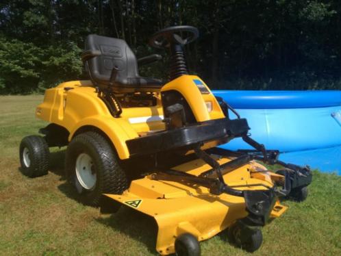 Cub Cadet FMZ50 22pk 2 cilinder Kawasaki met 130cm maaidek