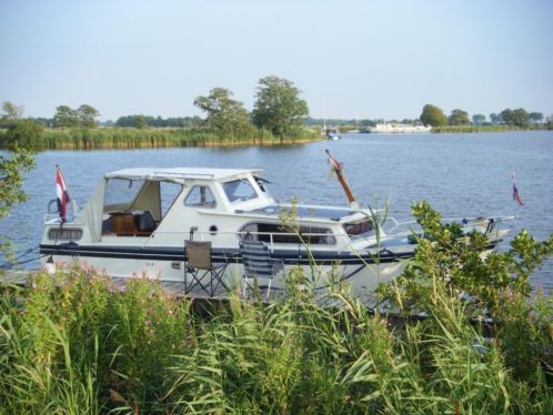 Curtevenne 830 AK