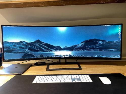 Curved Philips Super ultrawide monitor (329) 49 inch