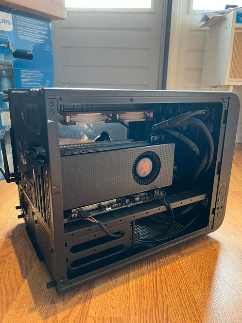 Custom Desktop PC - AMD Threadripper 1920X, 64GB RAM, Vega64