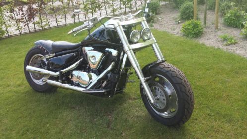 Custom Suzuki Intruder 1500