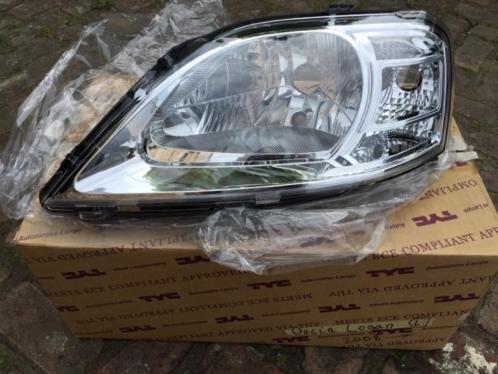 Dacia Logan koplamp links 2008