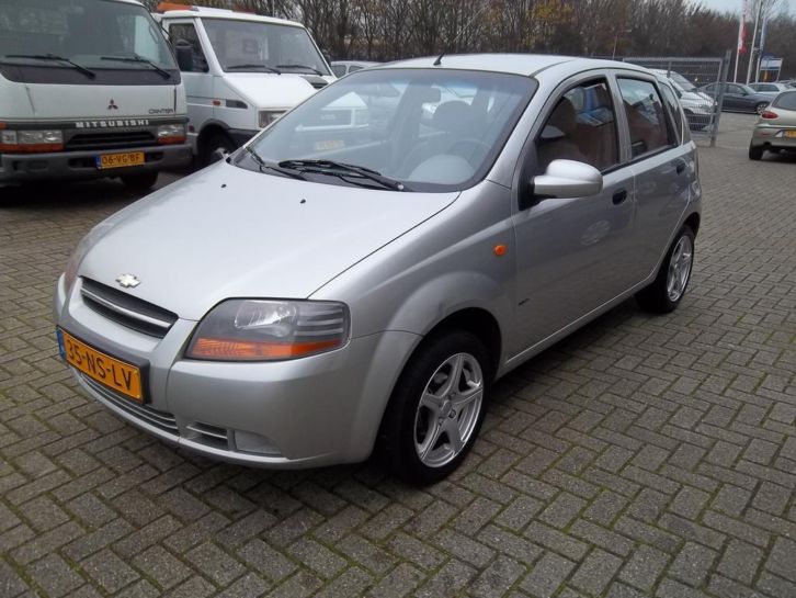 Daewoo Kalos 1.4 2004 5-DEURS AIRCO STUURBEKR 72000KM