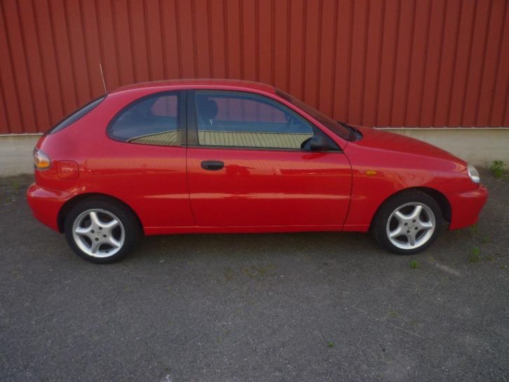 Daewoo Lanos 1.3 SE 2004 Rood