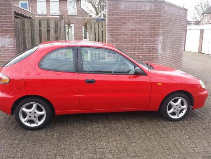 Daewoo Lanos 1.3 SE 2004 Rood