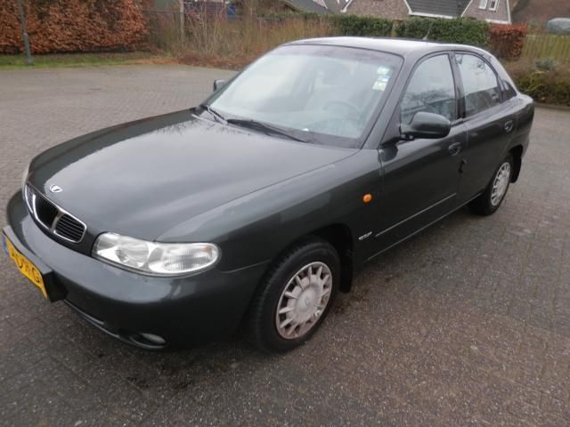 Daewoo Nubira 2.0-16V CDX