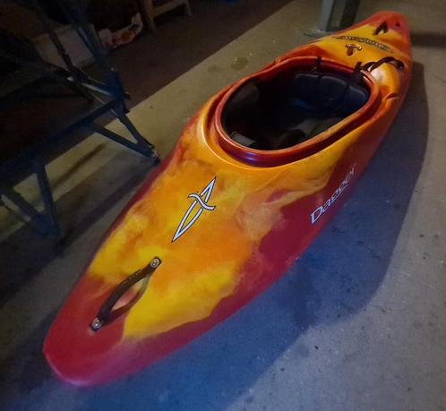 Dagger Honcho  Wildwater kayak