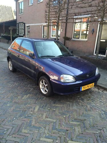 Daihatsu Charade 1.3 I 16V 1998 Blauw