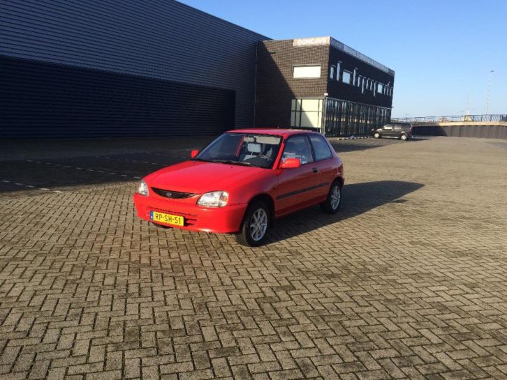 Daihatsu Charade 1.3 RTi I 16V AUT 1997 Rood