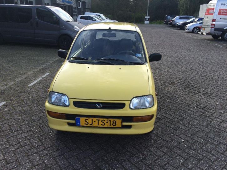 Daihatsu Cuore 0.8 1997 Geel WEINIG KM RIJDPERFECT