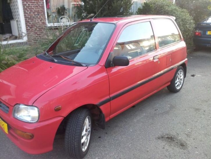 Daihatsu Cuore 0.8 1997 Rood