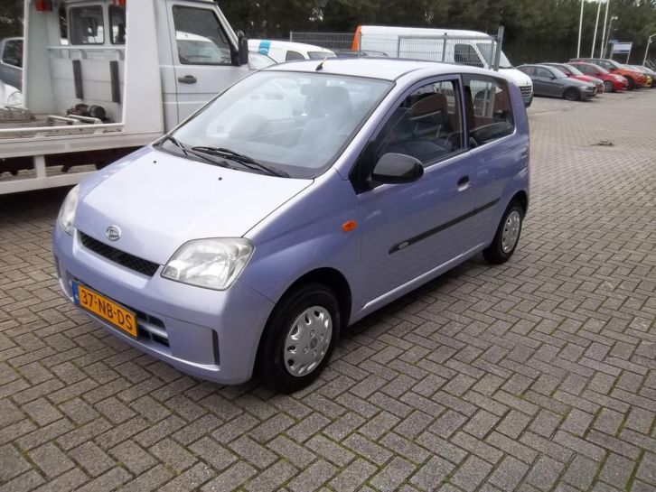 Daihatsu Cuore 1.0 ,03 NETTE AUTO ZEER ZUINIG GEWICHT 695KG