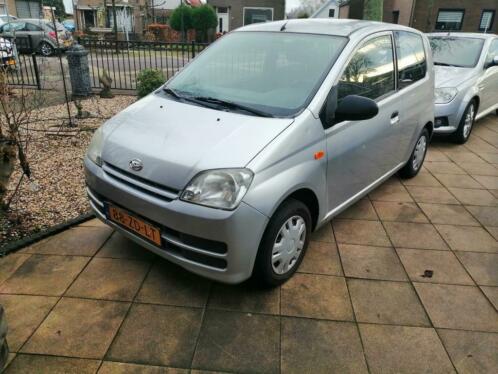 Daihatsu Cuore 1.0 12V 100TH 3D 2008 Grijs 2e eigenaar