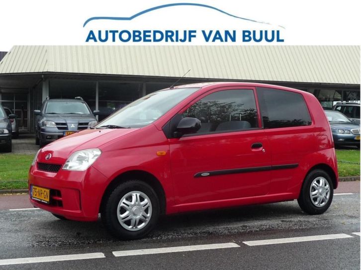 Daihatsu Cuore 1.0 12V DVVT STi 2004 Rood 102.000Km 