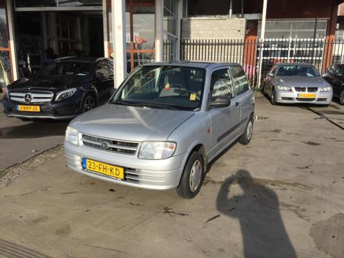 Daihatsu Cuore 1.0-12V STi