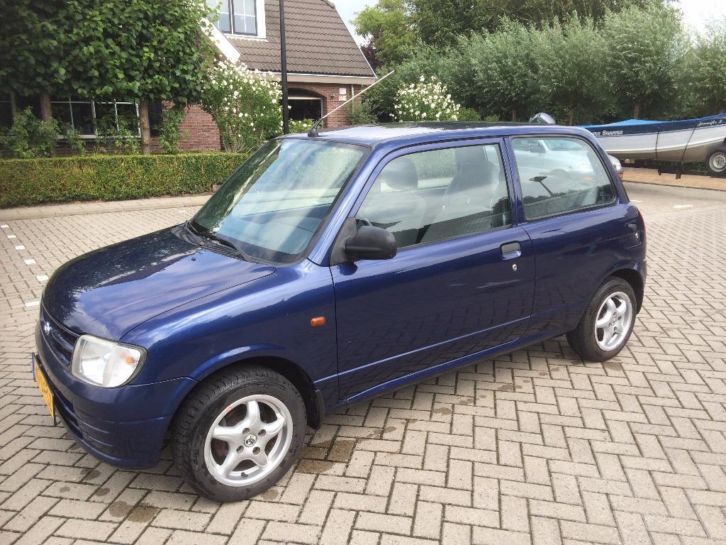 Daihatsu Cuore 1.0 1999 Blauw AIRCO