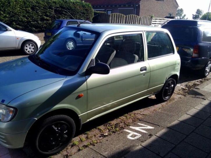 Daihatsu Cuore 1.0 1999 Groen