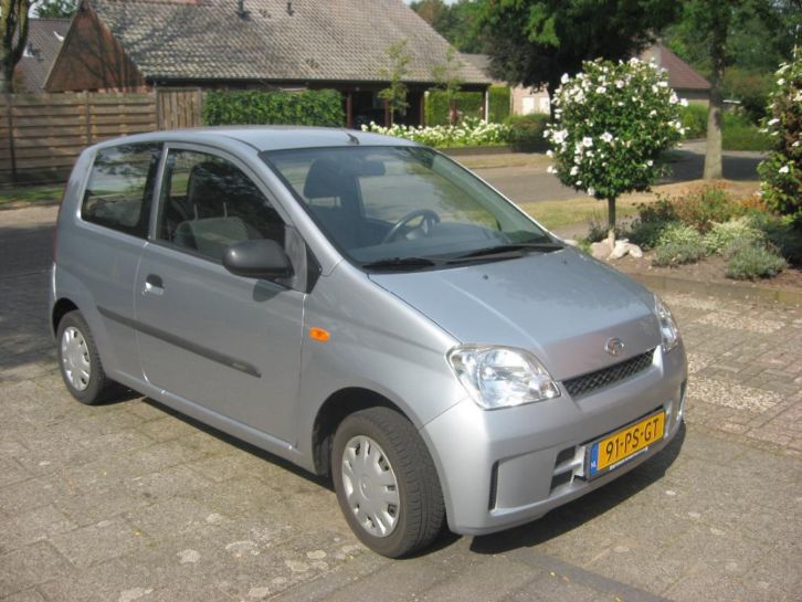 Daihatsu Cuore 1.0 2004 Grijs