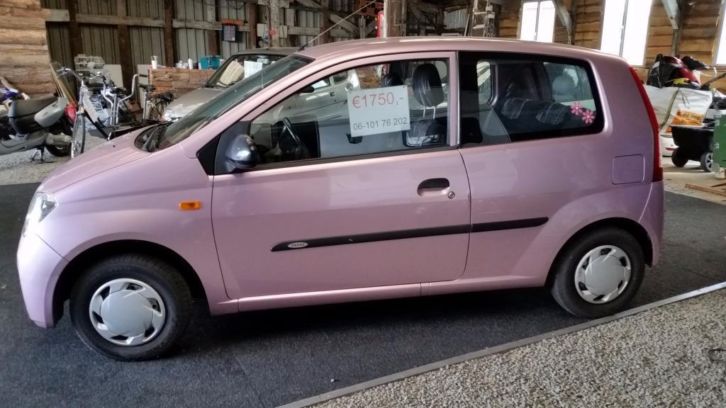 Daihatsu Cuore 1.0 2004 Roze