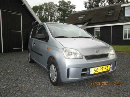 Daihatsu Cuore 1.0 3D 2004 Grijs