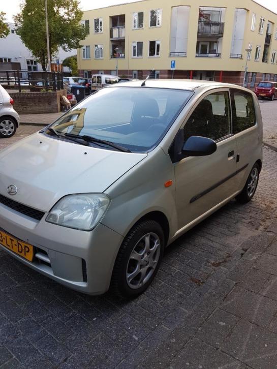 Daihatsu Cuore 1.0 3D AUT 2003 Beige