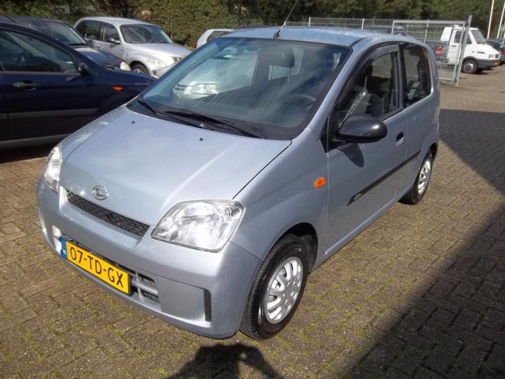 Daihatsu Cuore 1.0 3DEURS 2006 122000KM DEALER ONDERHOUDEN