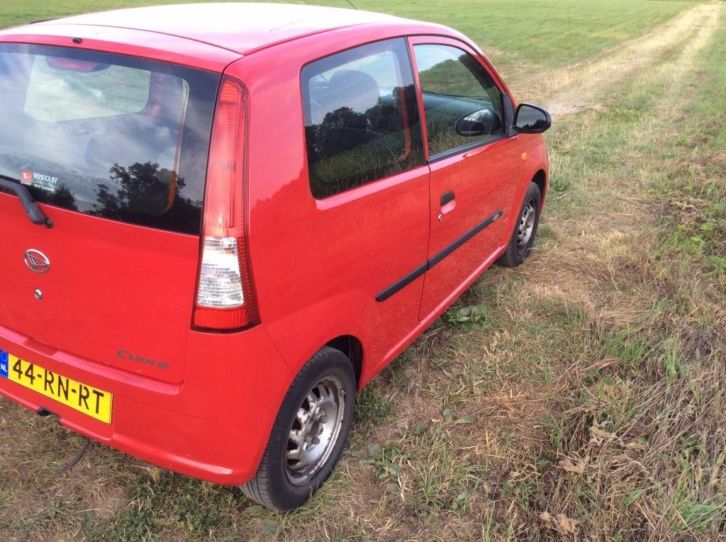 Daihatsu Cuore 1.0 3DR 2005 Rood