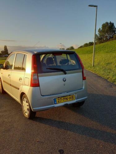 Daihatsu Cuore 1.0 5D 2004 Grijs airco en winterbanden