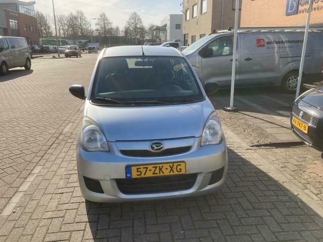 Daihatsu Cuore 1.0 5D 2008 Grijs