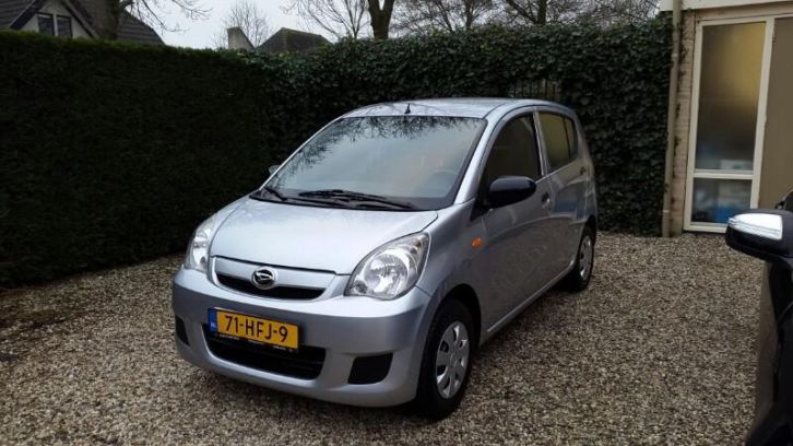 Daihatsu Cuore 1.0 5D 2008 Grijs