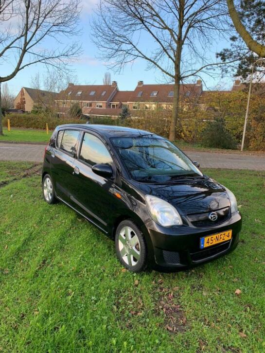 Daihatsu Cuore 1.0 5D 2008 Zwart Op lpg