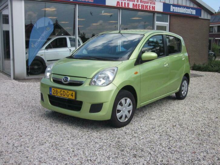 Daihatsu Cuore 1.0 5D Premium Luxe uitvoering oa. stuurbekr.