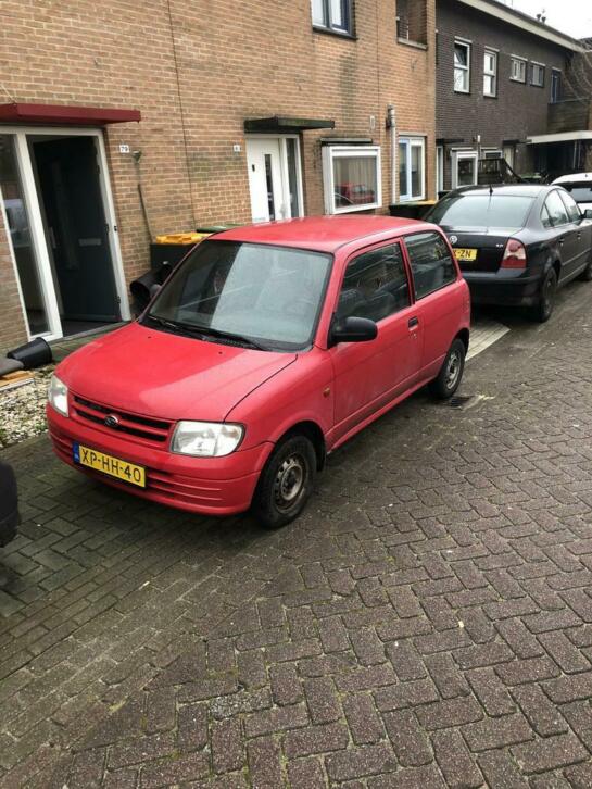 Daihatsu Cuore 1.0 AUT 1999 Rood