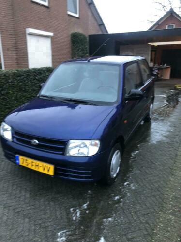 Daihatsu Cuore 1.0 AUT 2000 Blauw