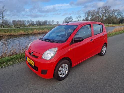 Daihatsu Cuore 1.0 i 5 Deurs 2007 weinig Kmtrs Nieuwe APK